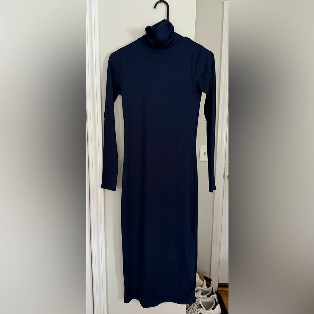 Zara Ribbed Midi Dress - Picture 2 of 5